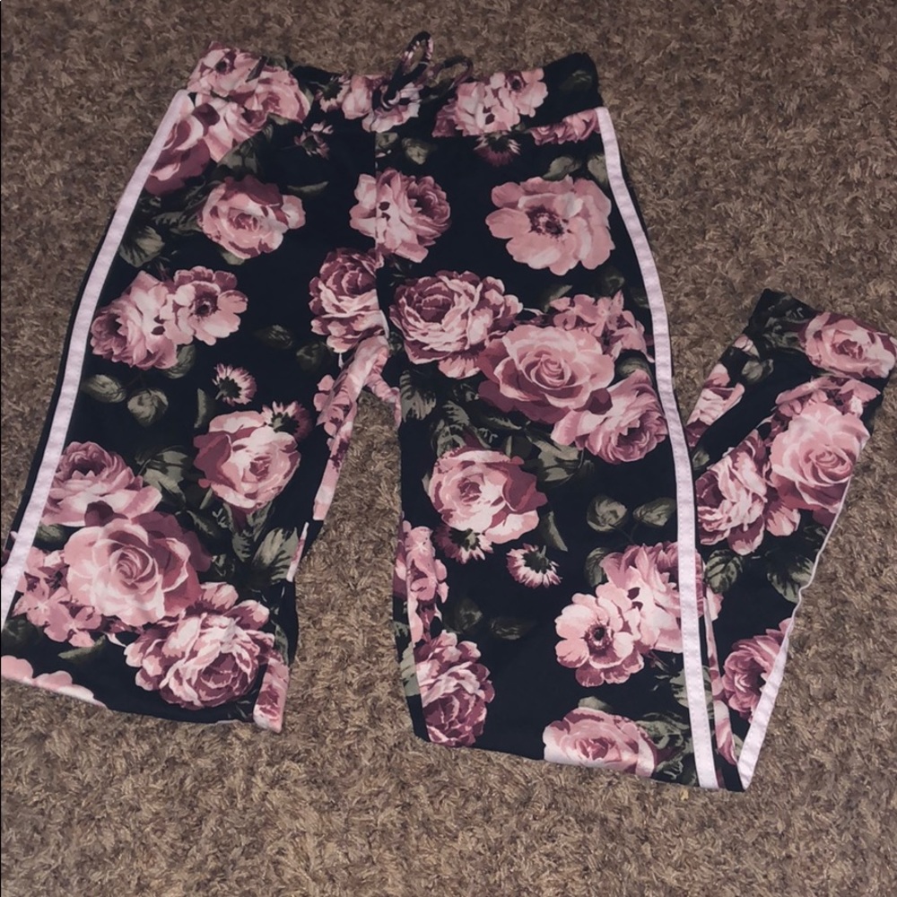 Flower patterned leggings